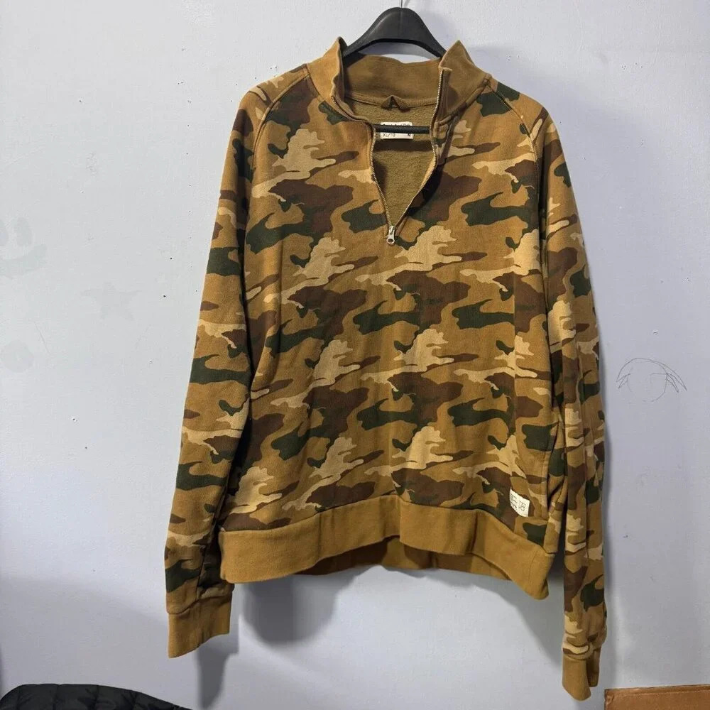 Frank And Oak‎ size XL half zip  camo sweater